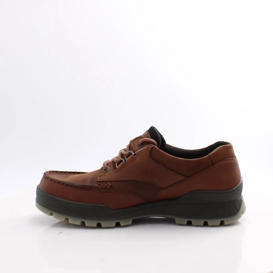 831714 ECCO TRACK 25  SHOES