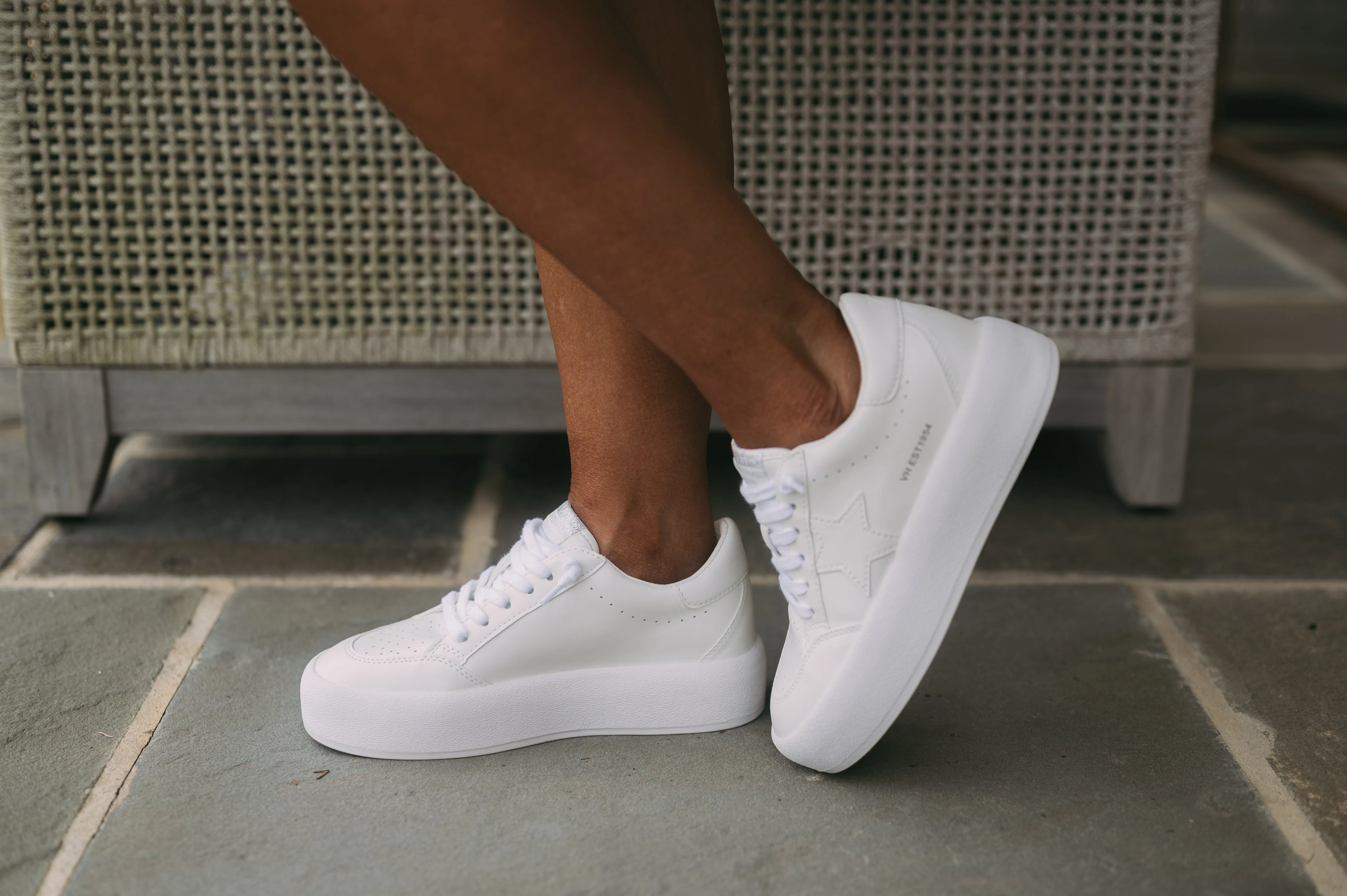 Amozae-Ream Sneaker-White