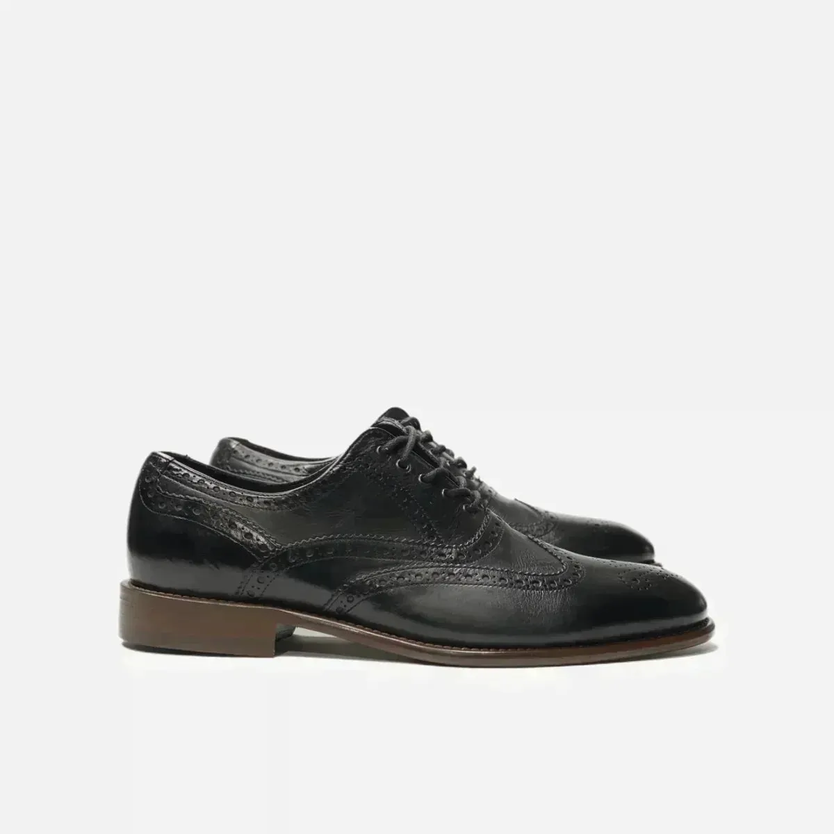 Bryson Wingtip Dress Shoes