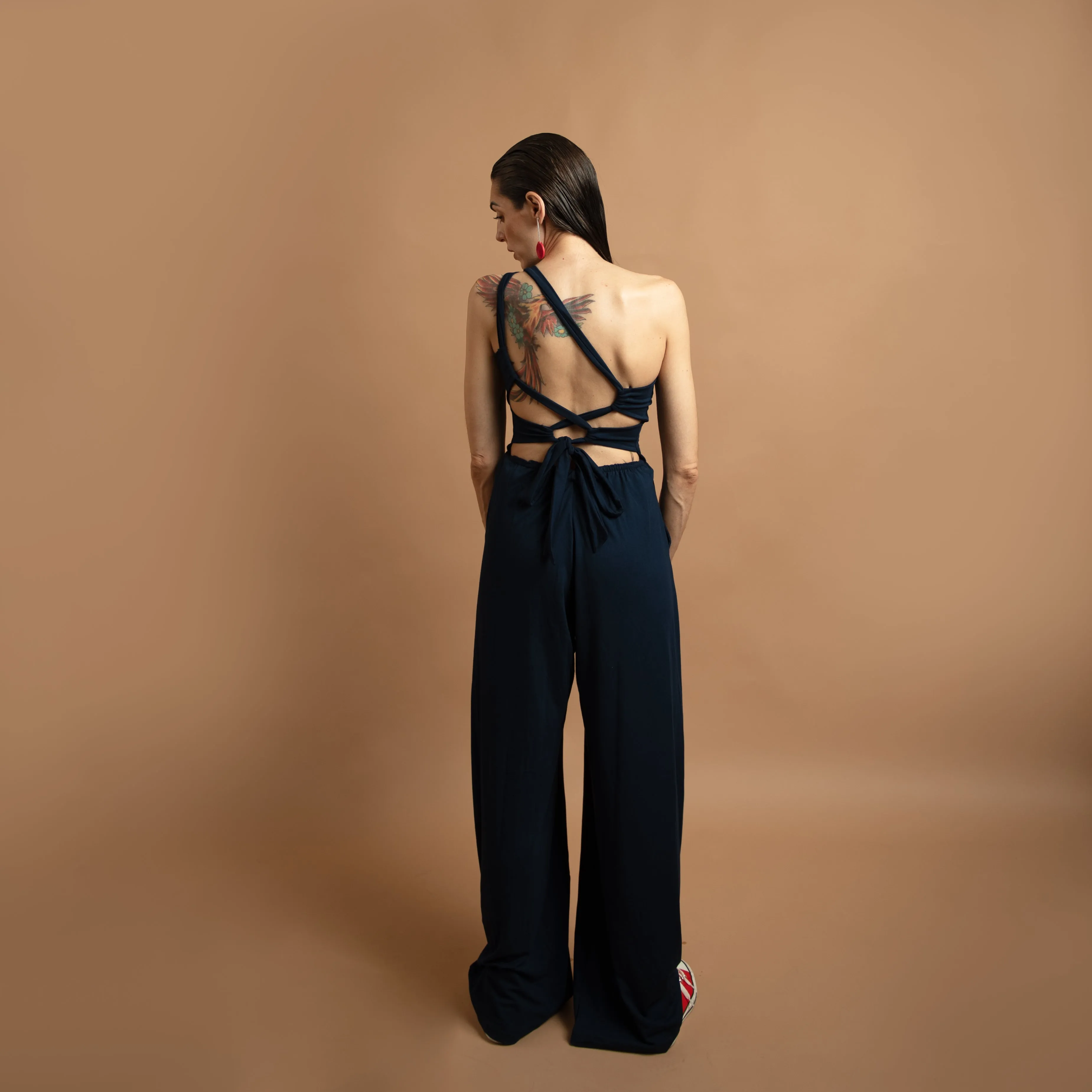 Carolina - One-Shoulder Jumpsuit with Mother-of-Pearl Detail