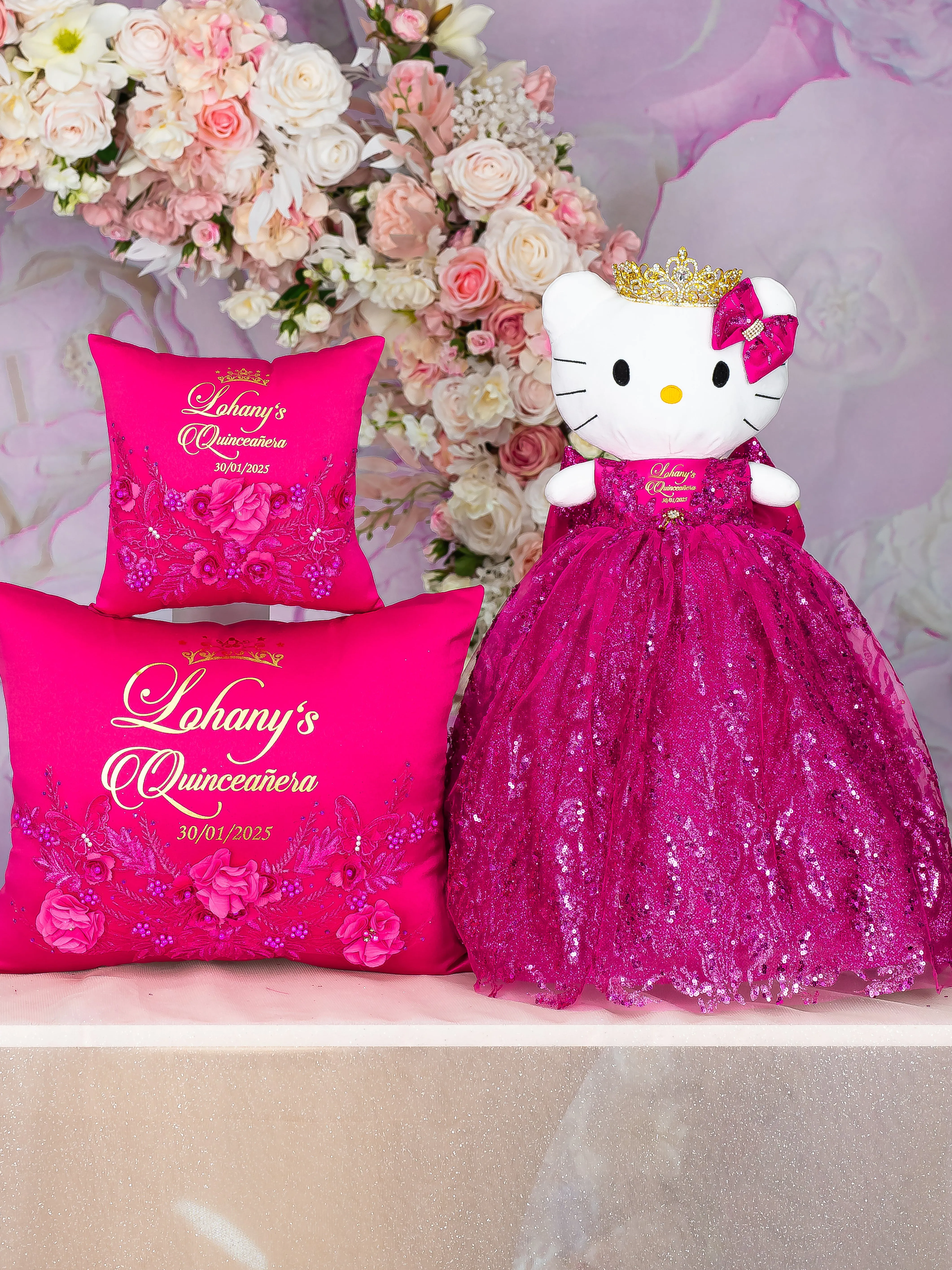 Fuchsia Quinceanera pillows set and Kitty