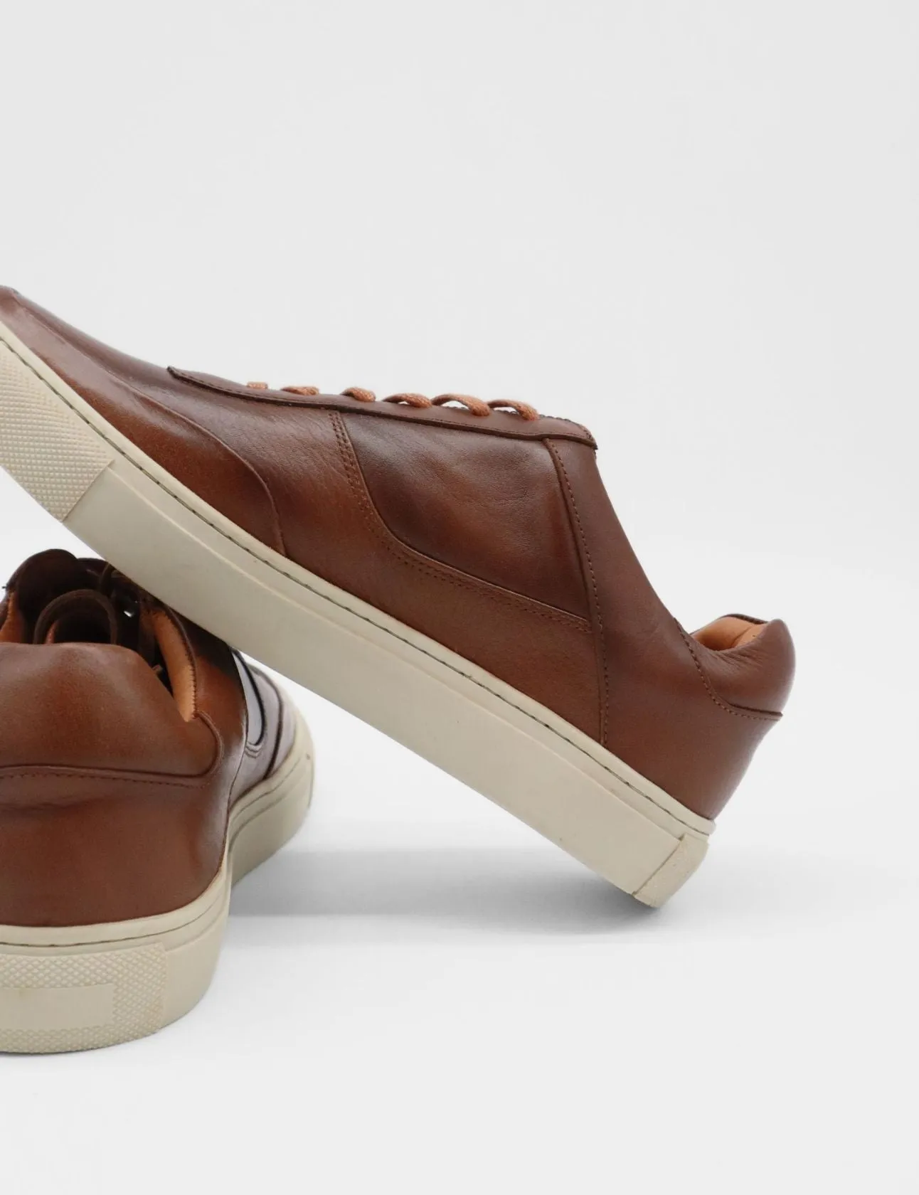 Martini sneakers in tan leather mens shoes