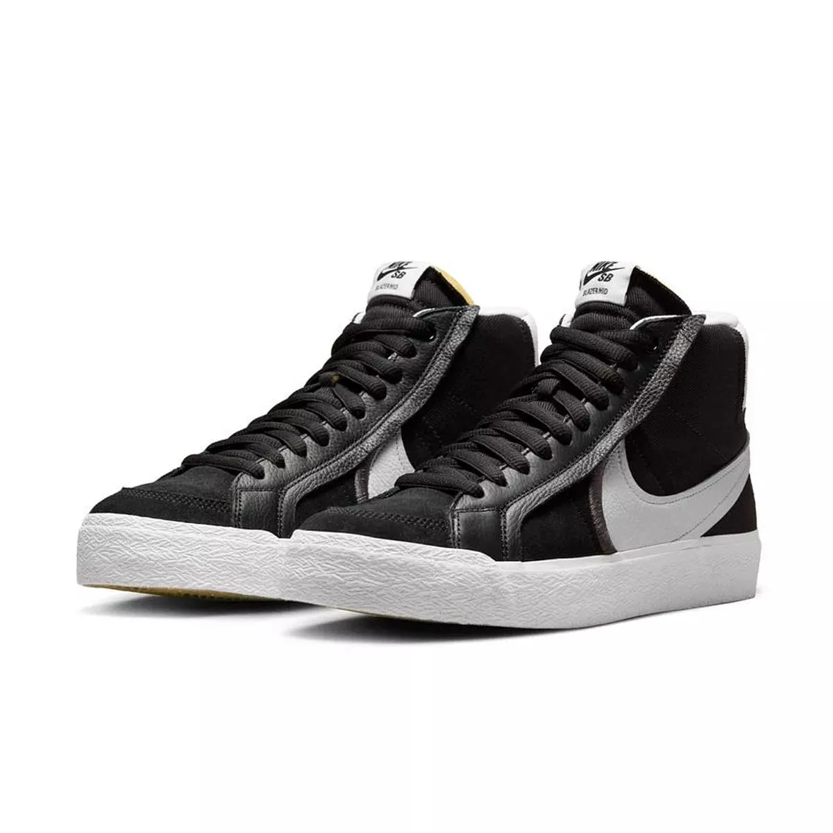 Nike SB Zoom Blazer Mid Premium Plus Black/White