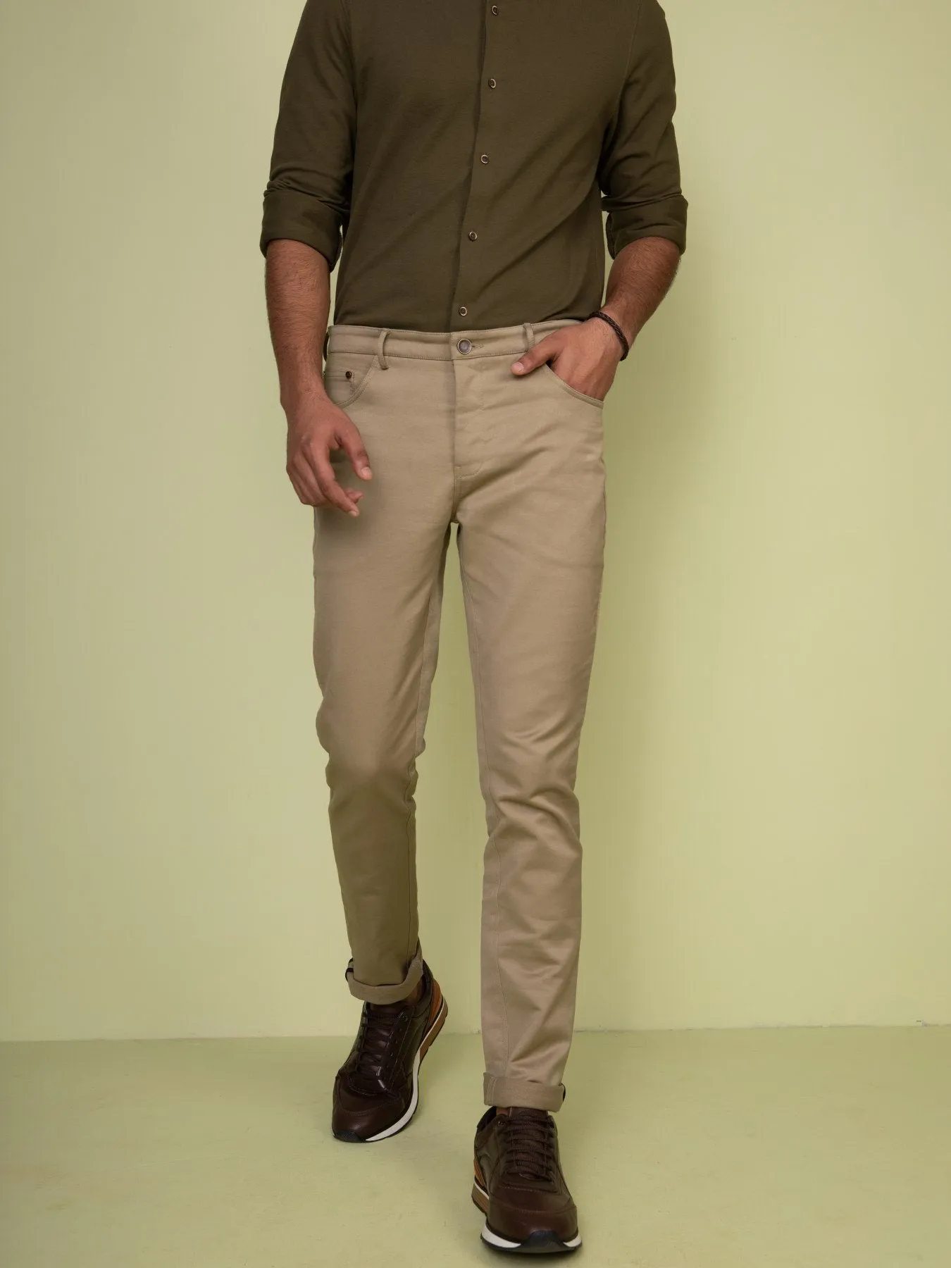 Olive 5 Pocket Expandable Chino