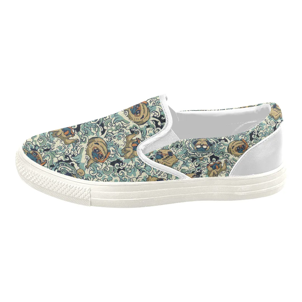 Pugs swiming Women's Slip-on Canvas Shoes