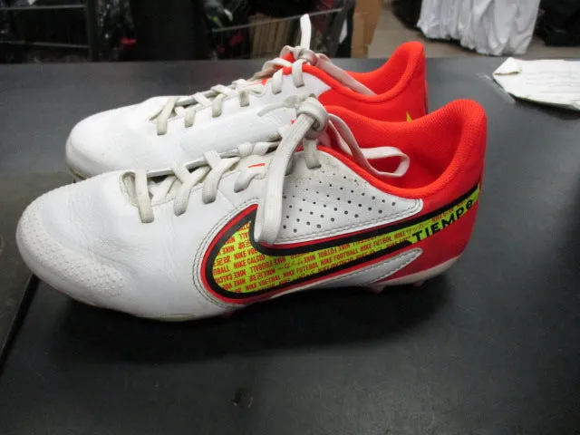 Used Nike Tiempo Legend 9 Size 2.5Y Soccer Cleats