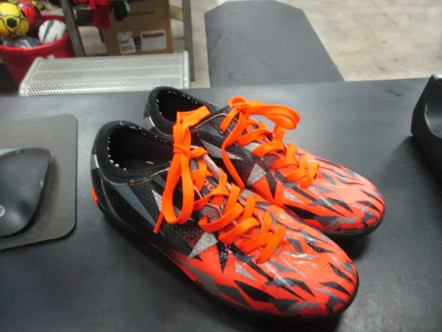 Used Tiebao Soccer Turf Soccer Shoes