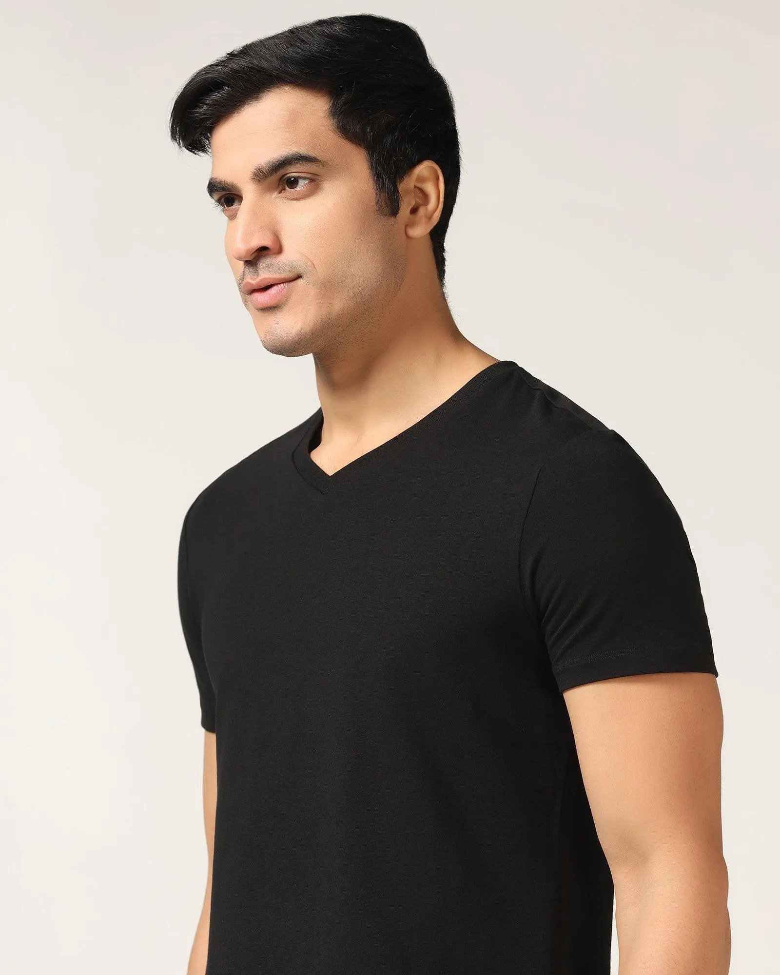 V-Neck Black Solid T-Shirt - Koi