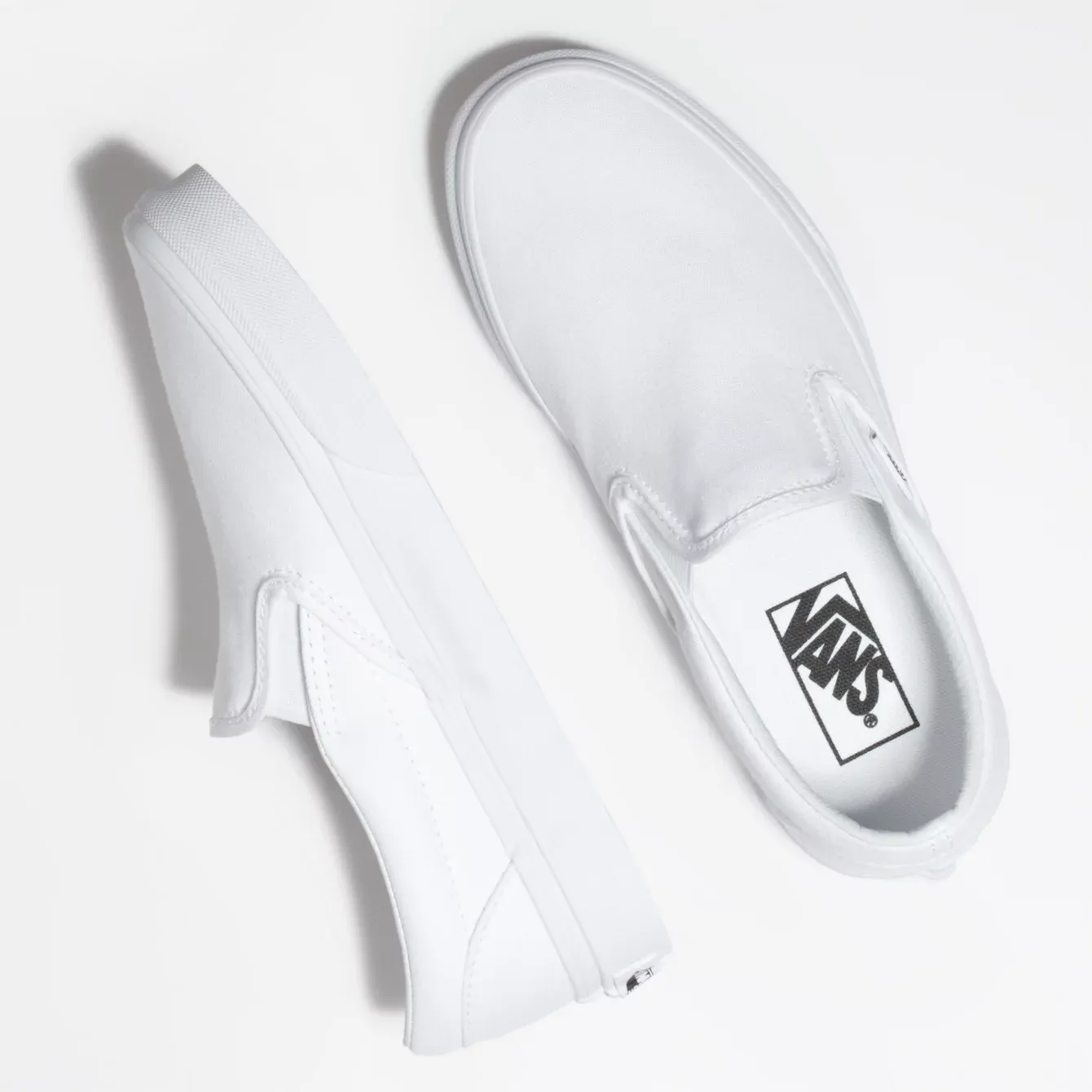 Vans Unisex Classic Slip-On Shoes - All White